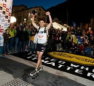 Jez Bragg crosses the line in Chamonix