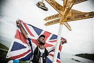 Jez 'crosses the line'